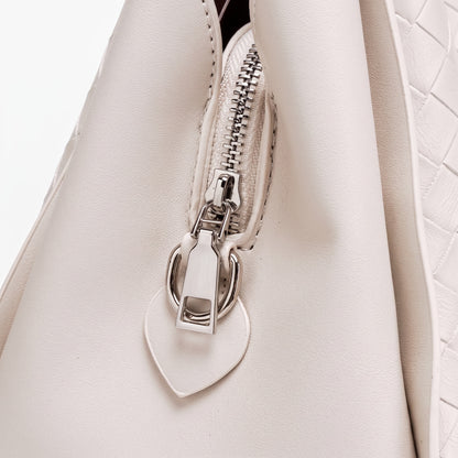 Sac pochette fourre-tout tressé intemporel en cuir écologique végan
