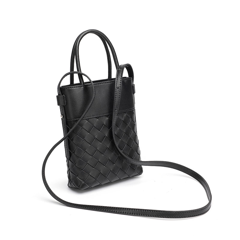 Mini borsa clutch artigianale intrecciata in vera pelle di agnello