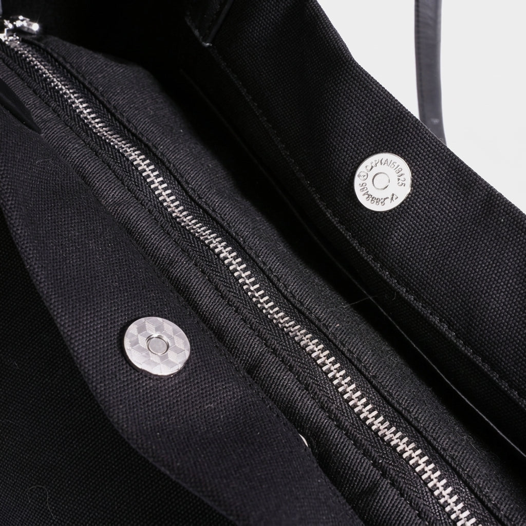 Lässige Tote-Clutch aus Leinen-Canvas