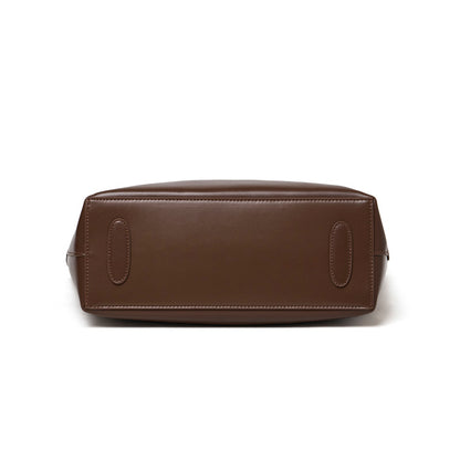 Set di ampie borse tote semplici in vera pelle, minimaliste, da spalla