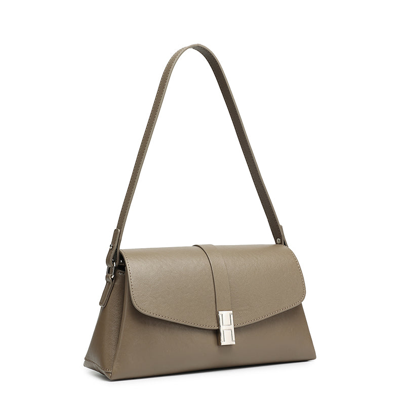 Borsa minimalista a spalla in vera pelle con fibbia H distintiva