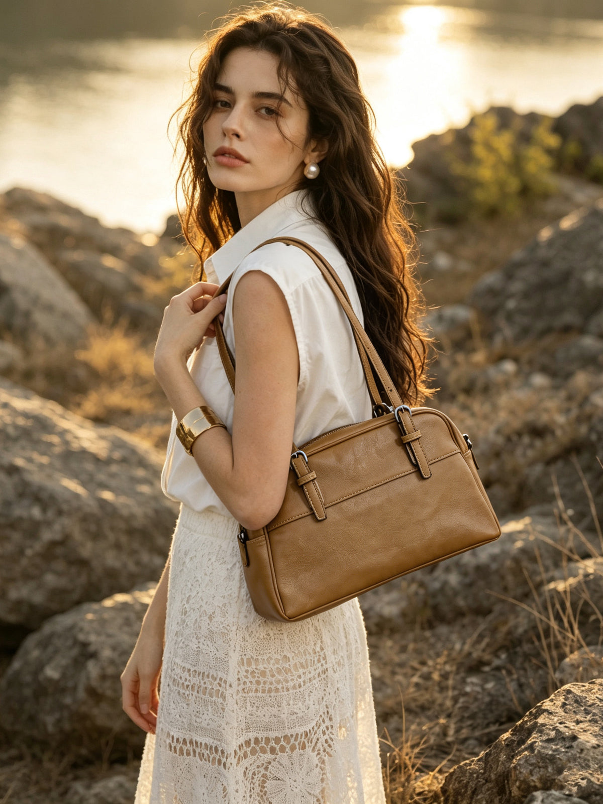 Mellow Rustic Genuine Leather Boston Clutch Bag