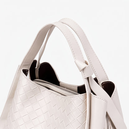 Sac pochette fourre-tout tressé intemporel en cuir écologique végan
