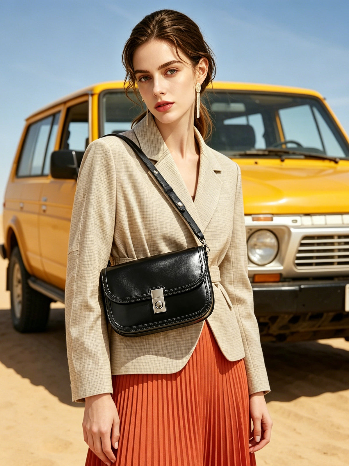 Borsa vintage a spalla e messenger in vera pelle liscia di vacchetta