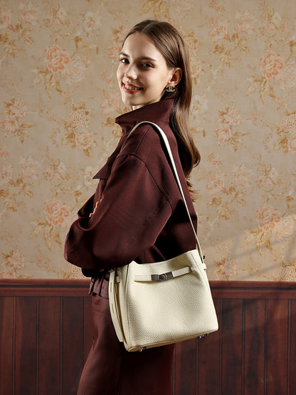 Borsa a secchiello senza tempo in vera pelle con hardware di lusso doppio D lucido