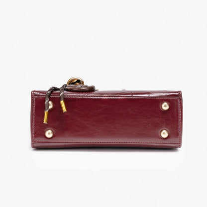 Exquisite Glossy Croc Embossed Vegan Eco-Leather Clutch Bag with Chic Charm