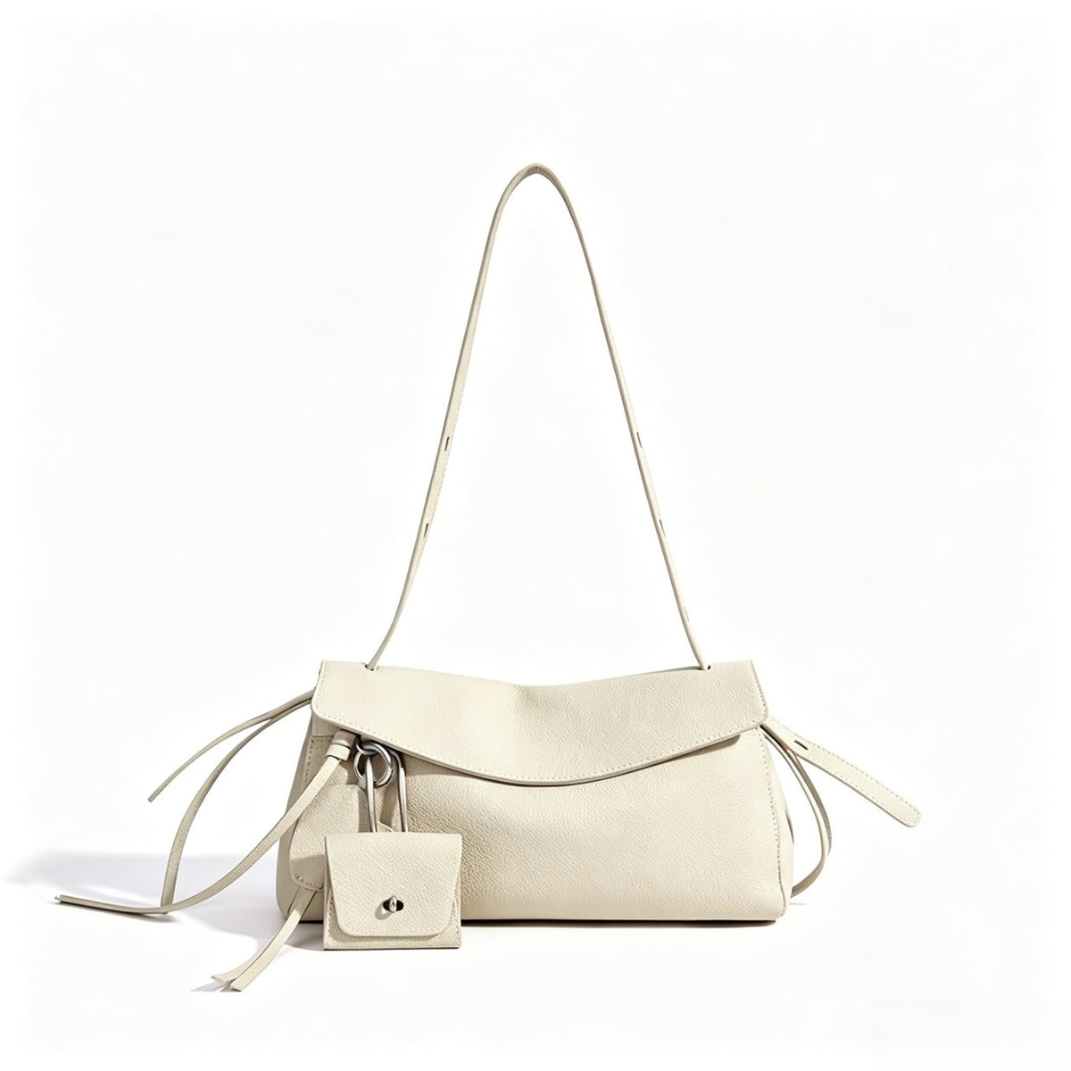 Skulpturale, lässig fallende Klapp-Clutch aus echtem Leder mit Mini-Münztäschchen