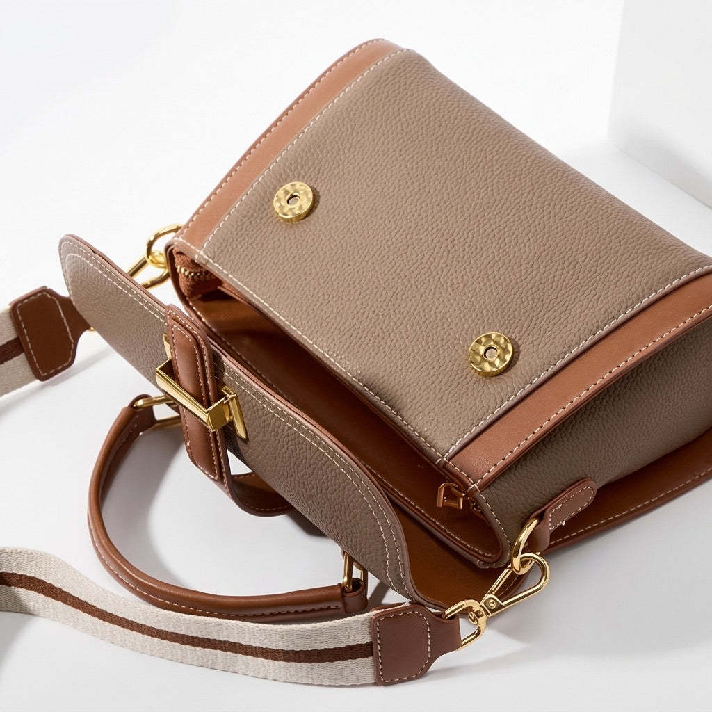 Borsa a tracolla strutturata con manico superiore in pelle minimalista di lusso da donna