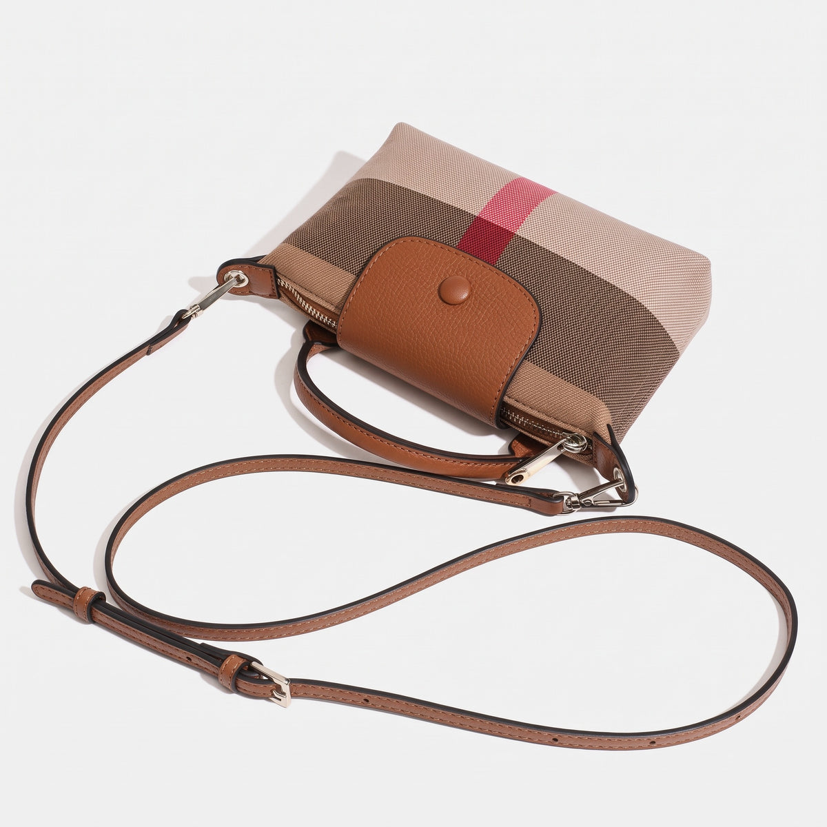 Pochette classica a tracolla in tela intrecciata a quadri britannici
