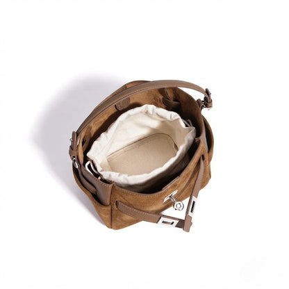 Lässige Beuteltaschen-Clutch aus echtem Veloursleder