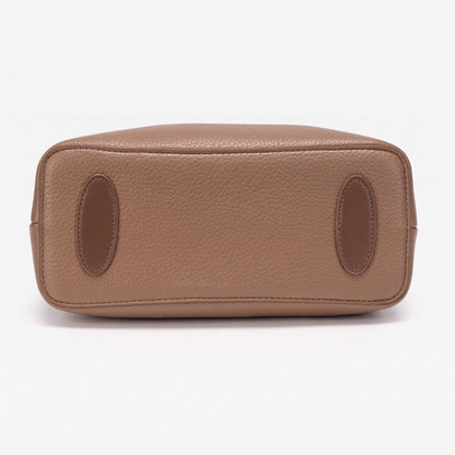 Pochette elegante marrone a tracolla in ecopelle vegana martellata