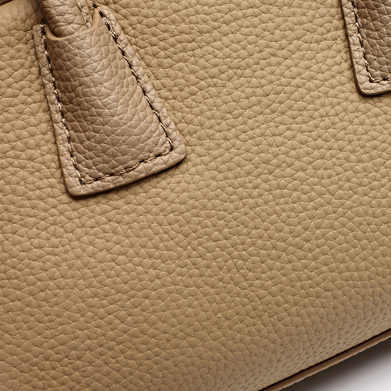 Mini borsa Boston pochette imbottita in vera pelle martellata