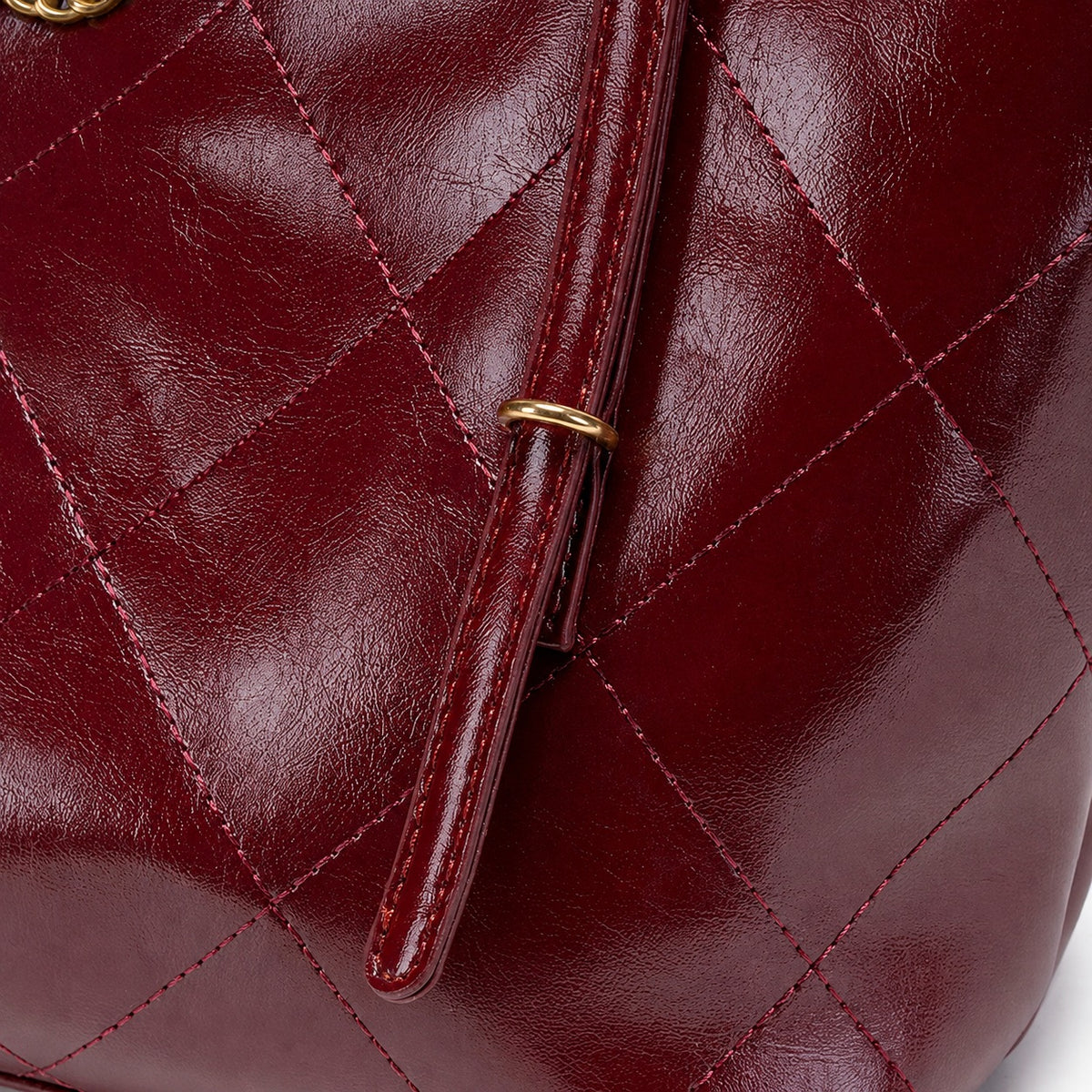 Sculpted Quilted Vegan Eco-Leather Chain Tote Bag