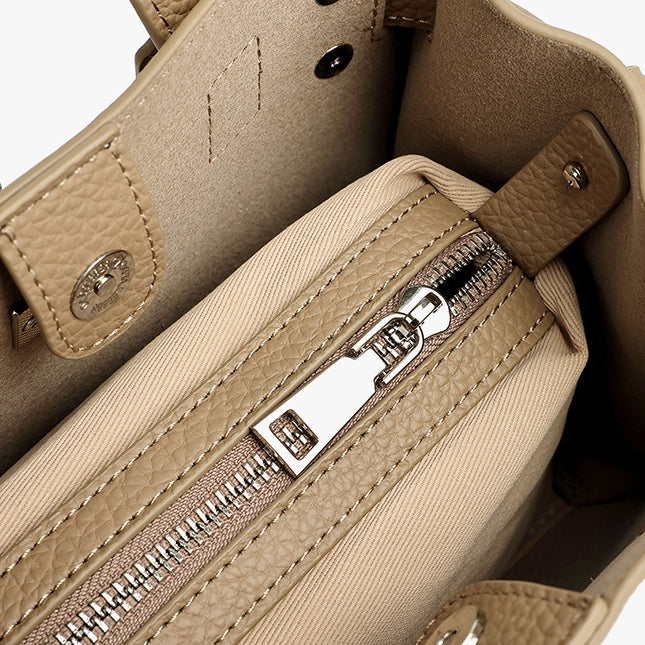 Minimalist Pebbled Genuine Leather Kelly Clutch Bag with Metal Turn Lock