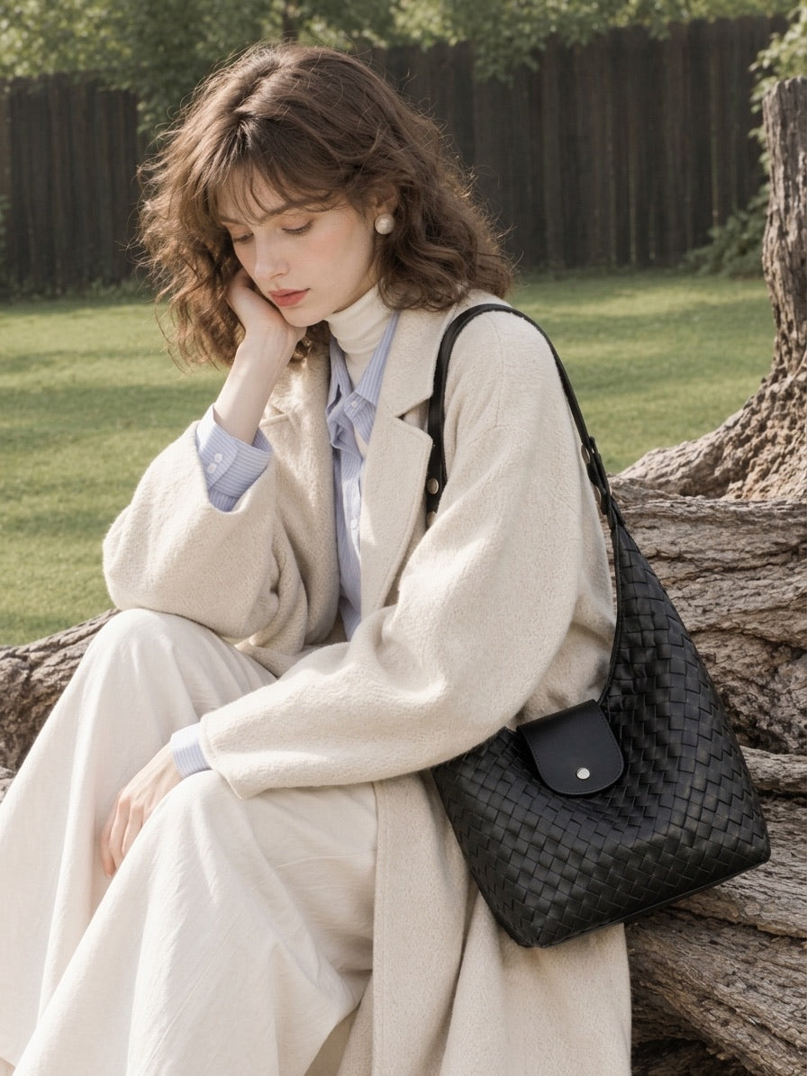 Elegant Woven Genuine Leather Hobo Clutch Bag