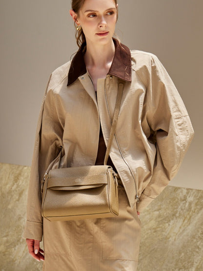 Sac bandoulière à rabat en cuir véritable grain litchi avec bandoulière réglable
