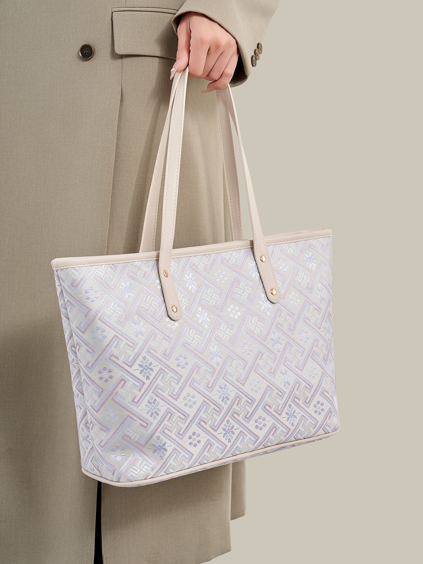 Graceful Oriental Motif Geometric Vegan Eco-Leather Tote Bag