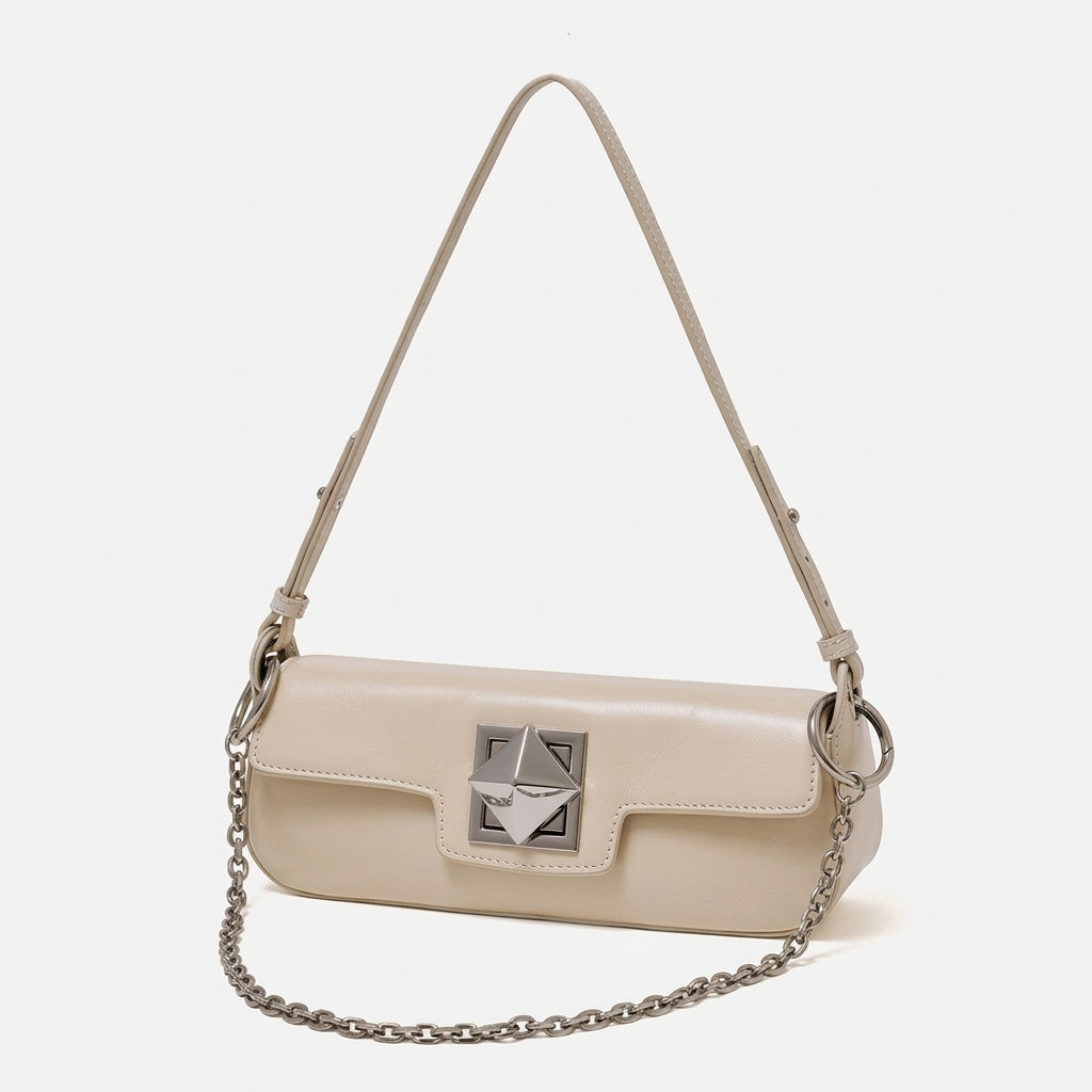 Bolso baguette minimalista de cuero genuino liso con hebilla plateada