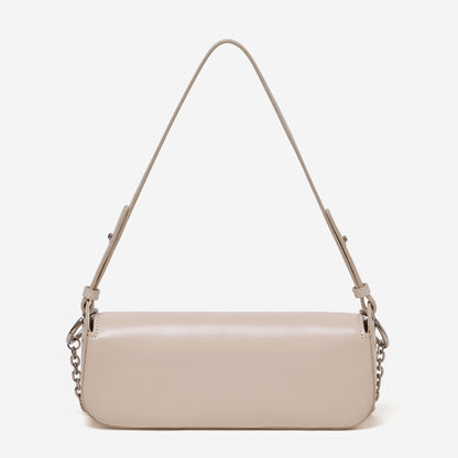Bolso baguette minimalista de cuero genuino liso con hebilla plateada
