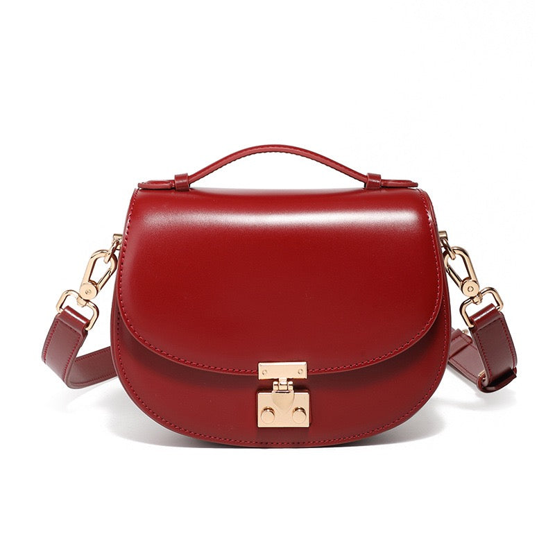 Elegante Satteltasche aus echtem Leder für Damen