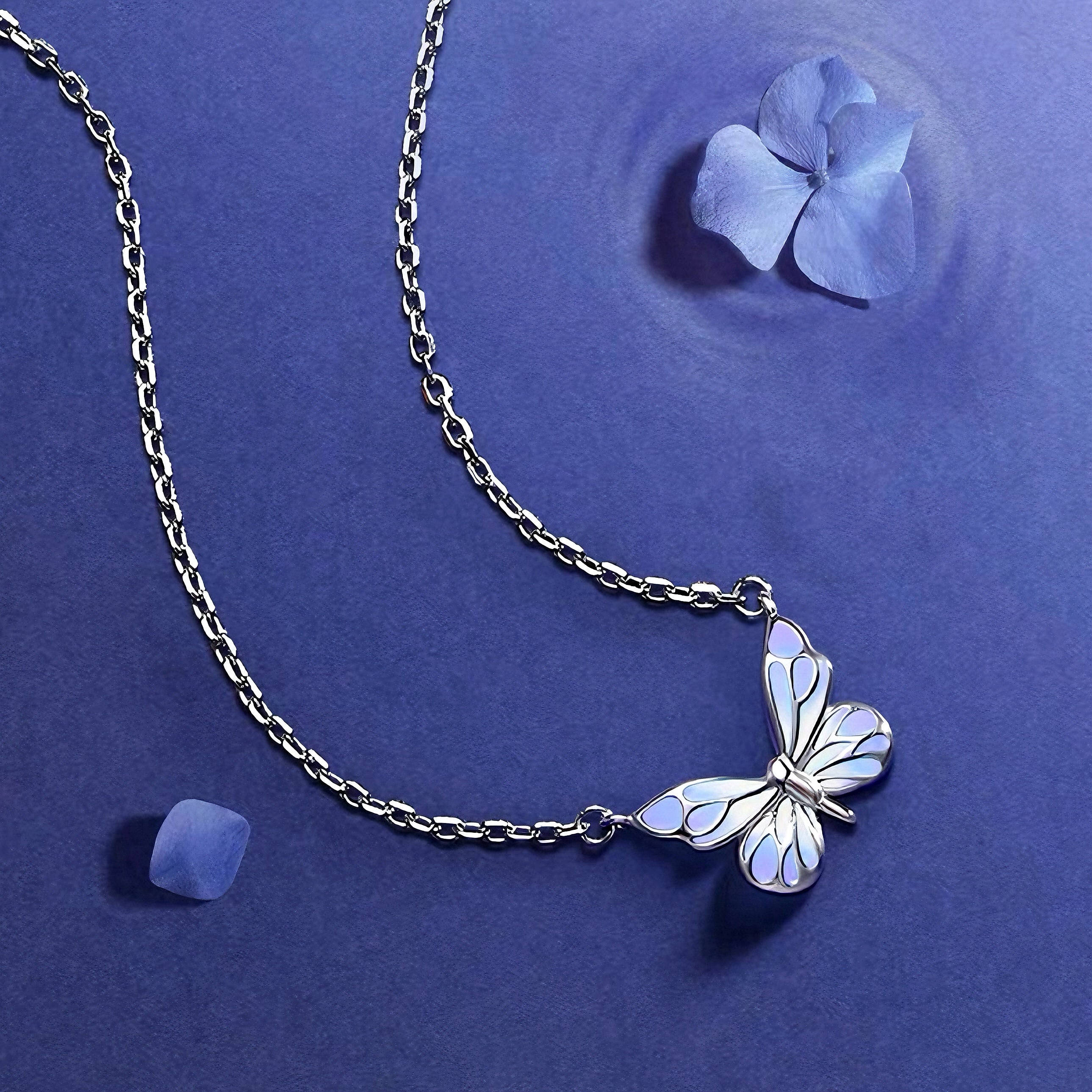 Limited Edition] Luminous Dream Purple Butterfly Necklace – VELOISSE
