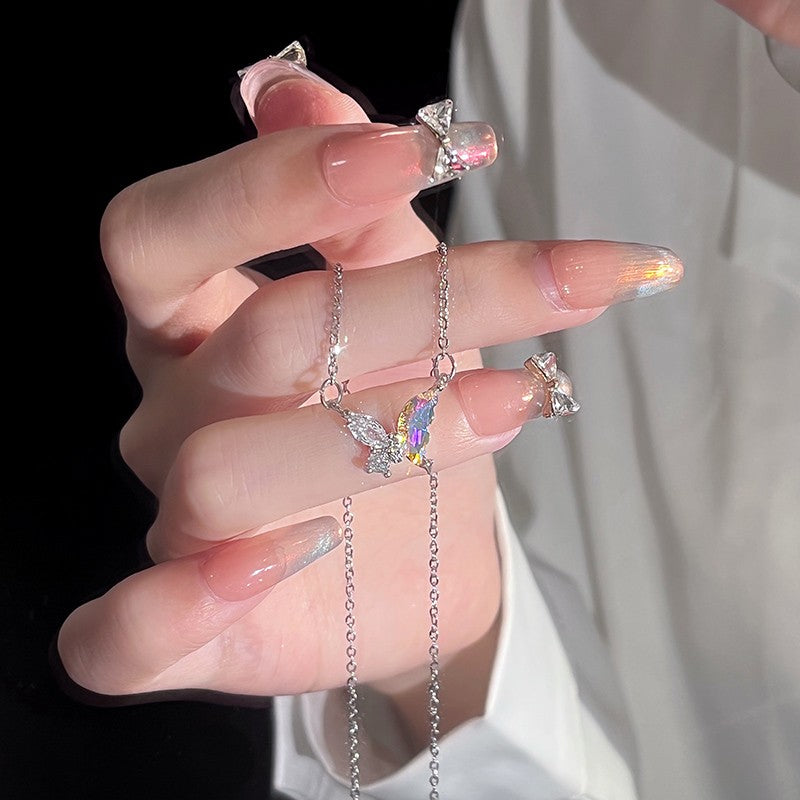 Collier de rêve papillon céleste