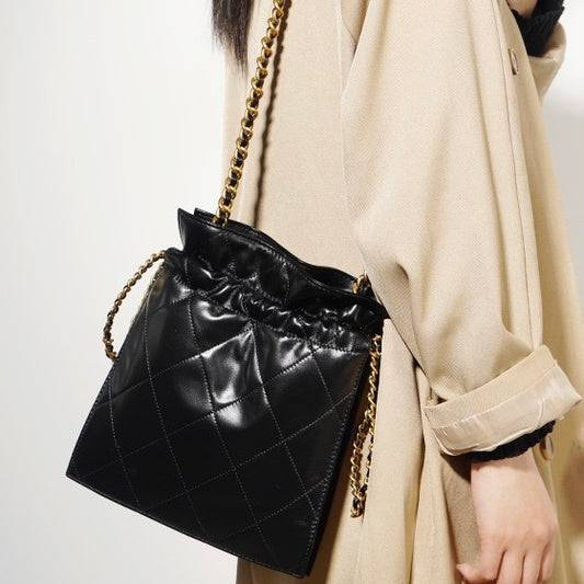 Women’s Genuine Leather Quilted Chain Bucket Bag – Chic Crossbody for Daily Style