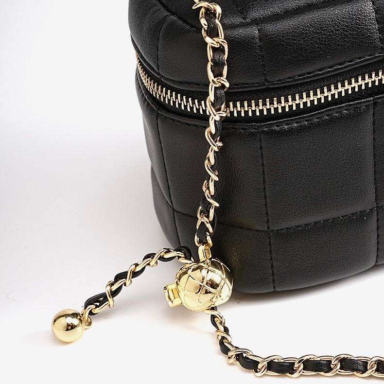 Damen-Umhängetasche aus echtem Leder mit strukturierter Kette