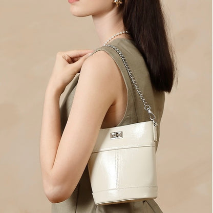 Luxuriöse Bucket Bag aus gewachstem Top-Grain-Leder für Damen