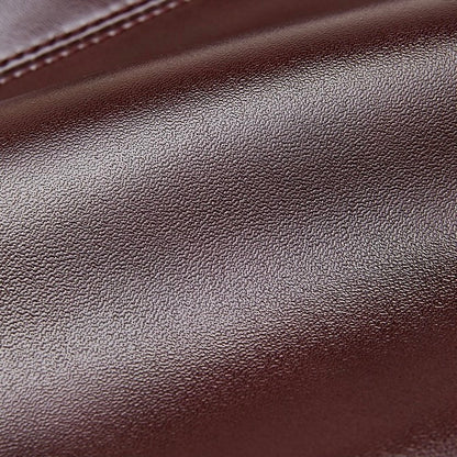 Bolso Hobo de Cuero – Silueta Minimalista con Detalle de Bolsillo Característico