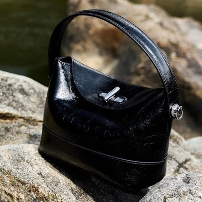 Mini-Umhängetasche aus echtem Leder für Damen – Schicke Umhängetasche mit Drehverschluss