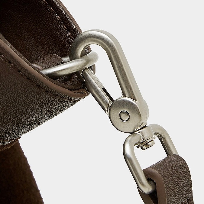 Bolso Tote Estructurado de Ante de Chocolate y Cuero Genuino