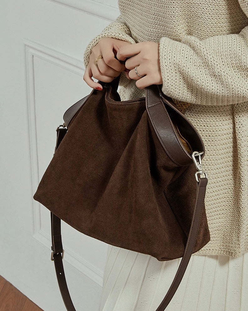 Bolso Tote Estructurado de Ante de Chocolate y Cuero Genuino