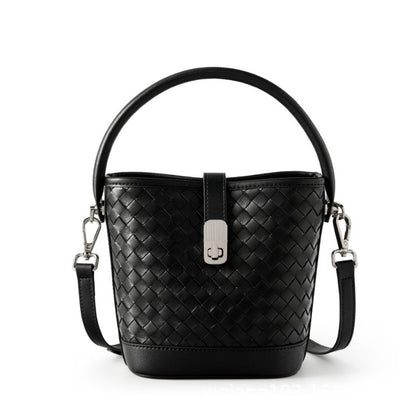 Women’s Genuine Sheepskin Woven Bucket Bag – Elegant Commuter Style