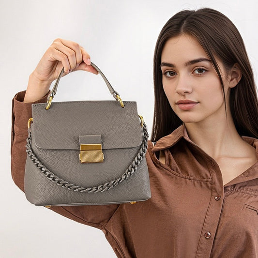 Damen-Umhängetasche aus echtem Leder mit Muschelkette