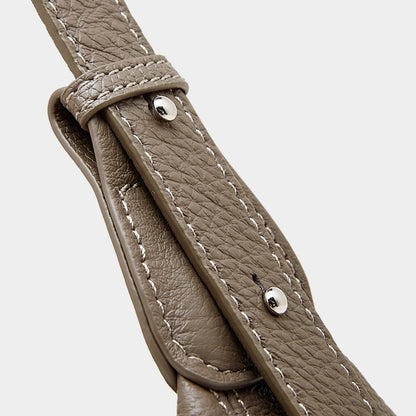 Bolso bandolera cruzado de cuero granuloso en forma de media luna para mujer