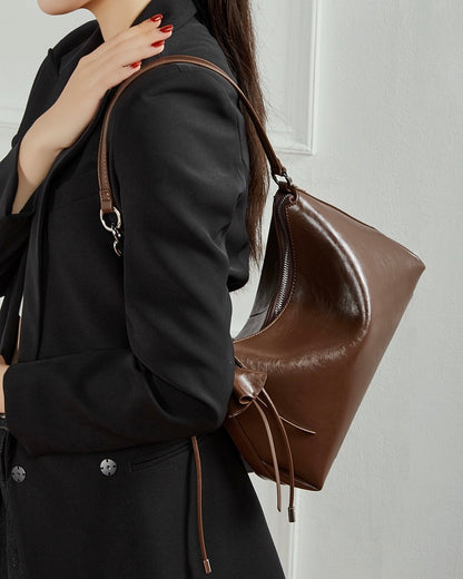 Bolso Hobo de Cuero Genuino para Mujer con Correa Anudada y Detalle de Lazo