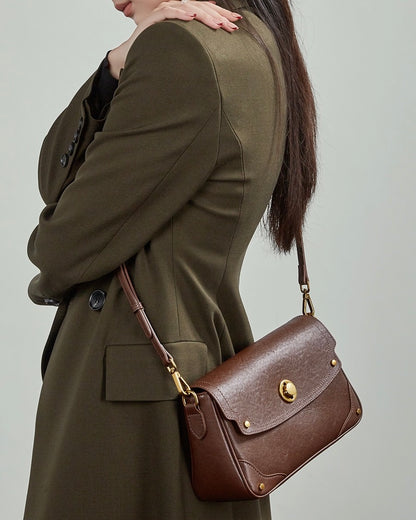 Bolso bandolera cruzado para mujer Eclipse Ash de cuero genuino con hebilla