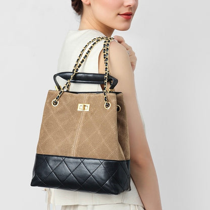 Beuteltasche aus echtem Wildleder mit Farbblock-Kette