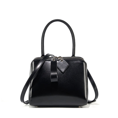 Women’s Genuine French Inspired Chic & Niche Crossbody Bag