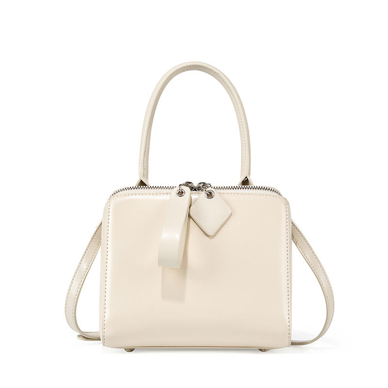 Women’s Genuine French Inspired Chic & Niche Crossbody Bag