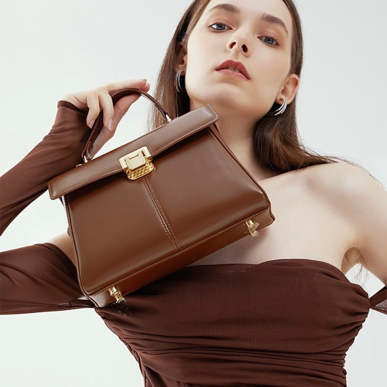 Damenhandtasche aus echtem Leder mit Hufeisenschnalle 