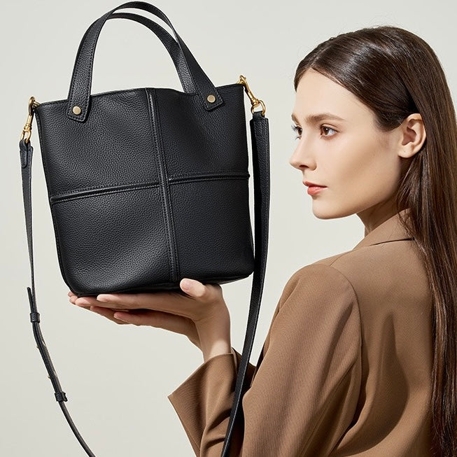 Women’s Genuine Leather Large Capacity Bucket Bag