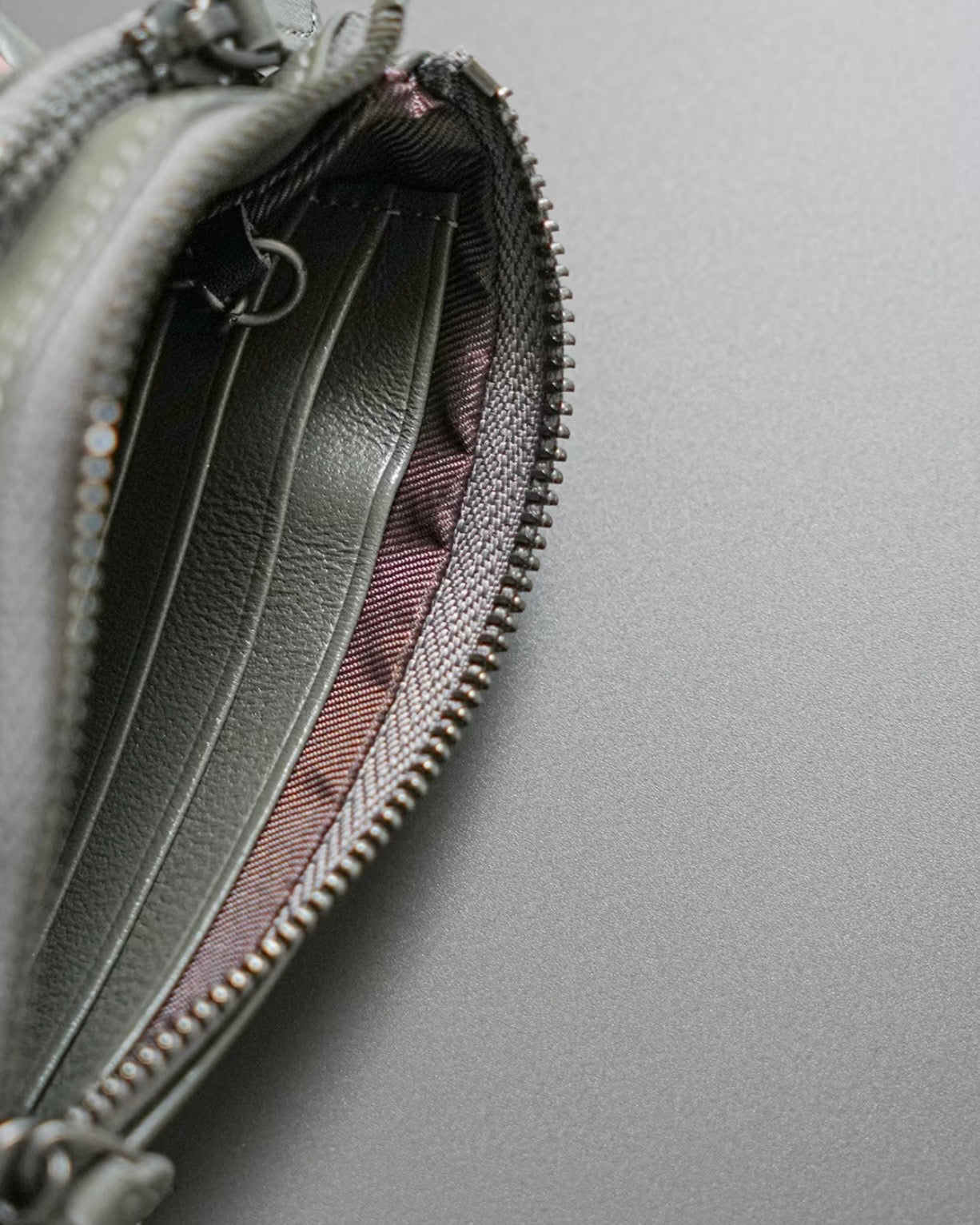 Étui à cartes compact ultra-fin en cuir pleine fleur (multiples emplacements pour cartes)