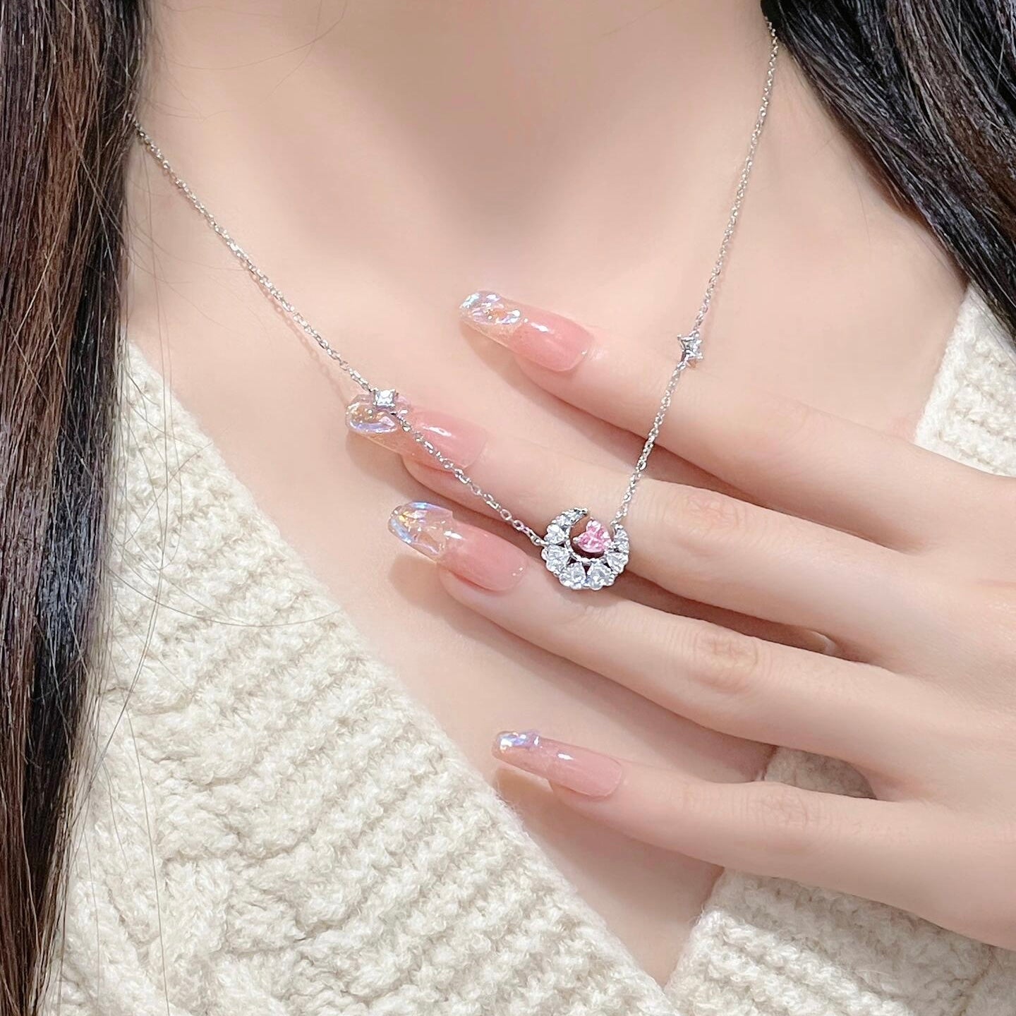 [Limited Edition] Pink Heart Lunar Halo Necklace