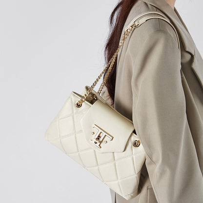Women’s Genuine Leather Chain Shoulder Crossbody Bag in Commuter Chic Style