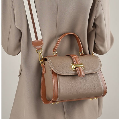 Strukturierte Umhängetasche aus echtem Leder für Damen mit Tragegriff oben im luxuriösen minimalistischen Stil