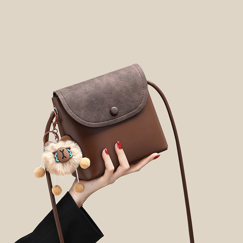 Damen-Umhängetasche aus Leder im Vintage-Stil mit Klappe