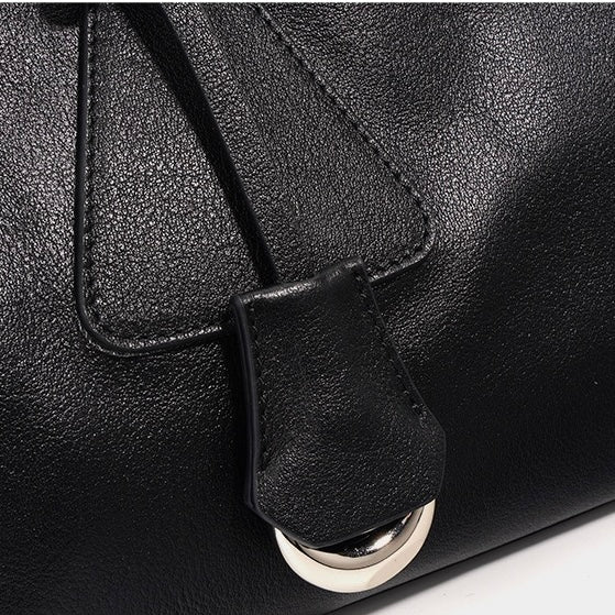 Women’s Genuine Leather Triangle Barrel Shoulder Bag – 2025 Vintage Edition