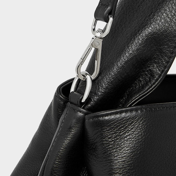 Damen-Umhängetasche aus echtem Leder im Vintage-Stil mit Top-Grain-Effekt im klassischen Design